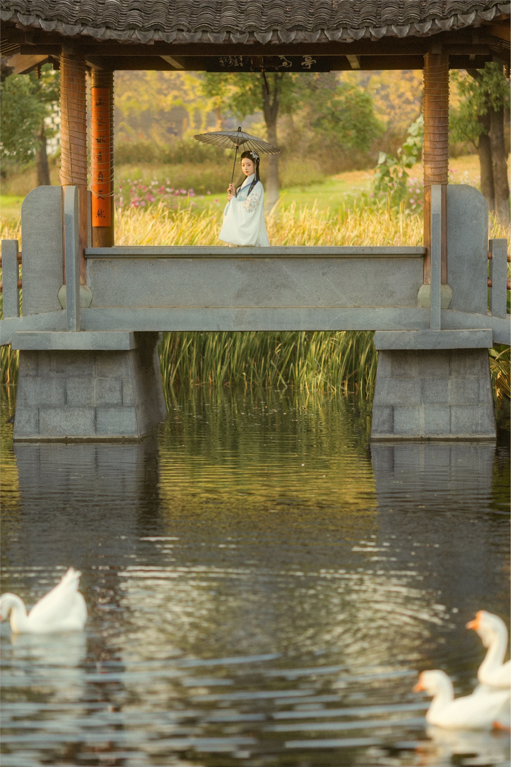 YITUYU艺图语 2021.09.01 丹枫入秋 门门